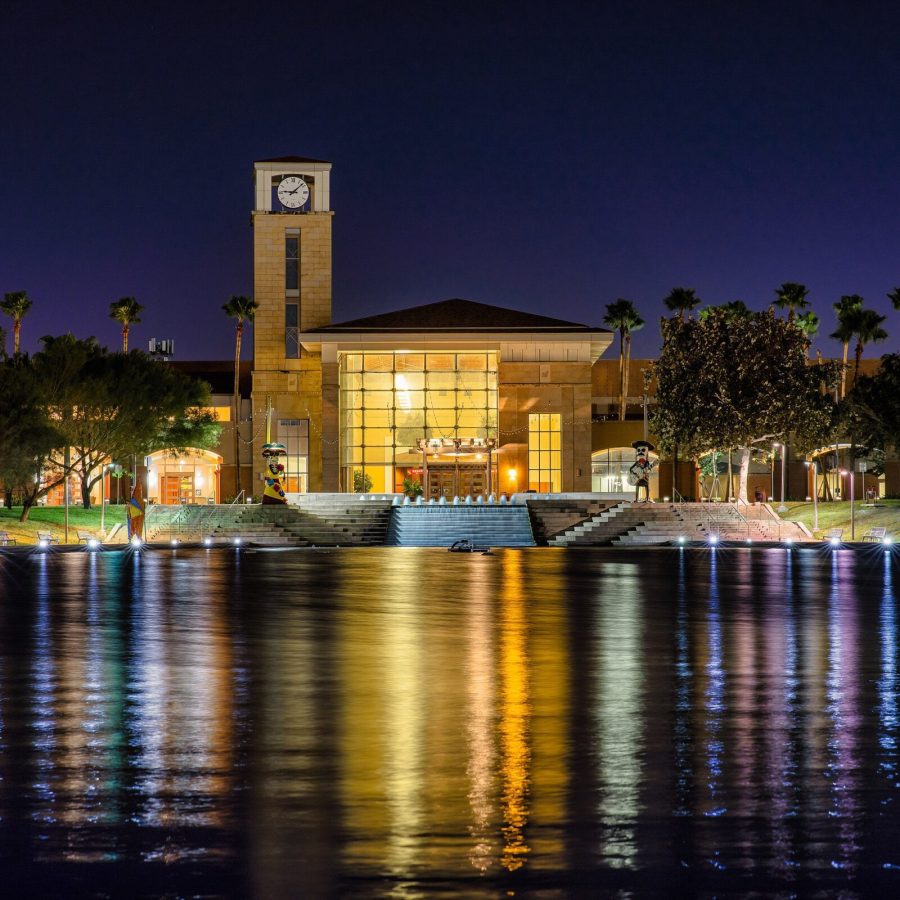 McAllen_Convention_Center_-_Night